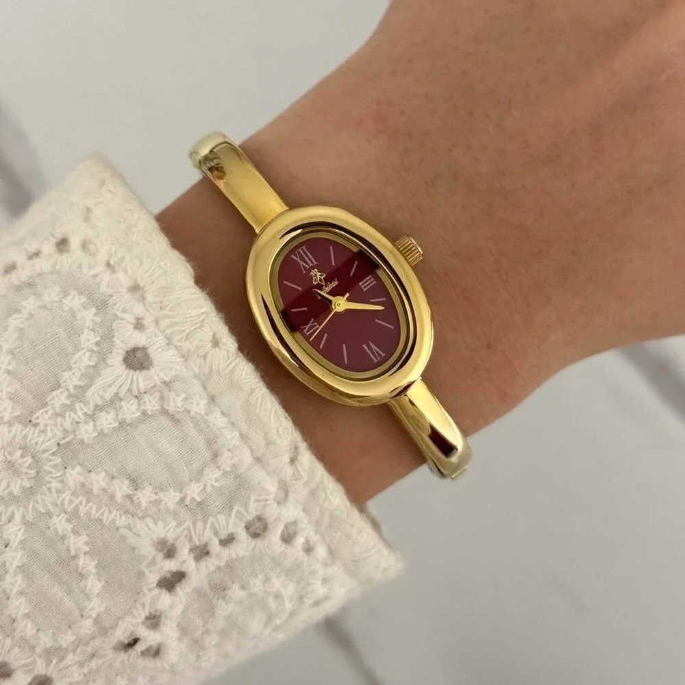 Sku:0177 Gold red mini watch gold‎ bracelet + gift box Vintage vibe in work